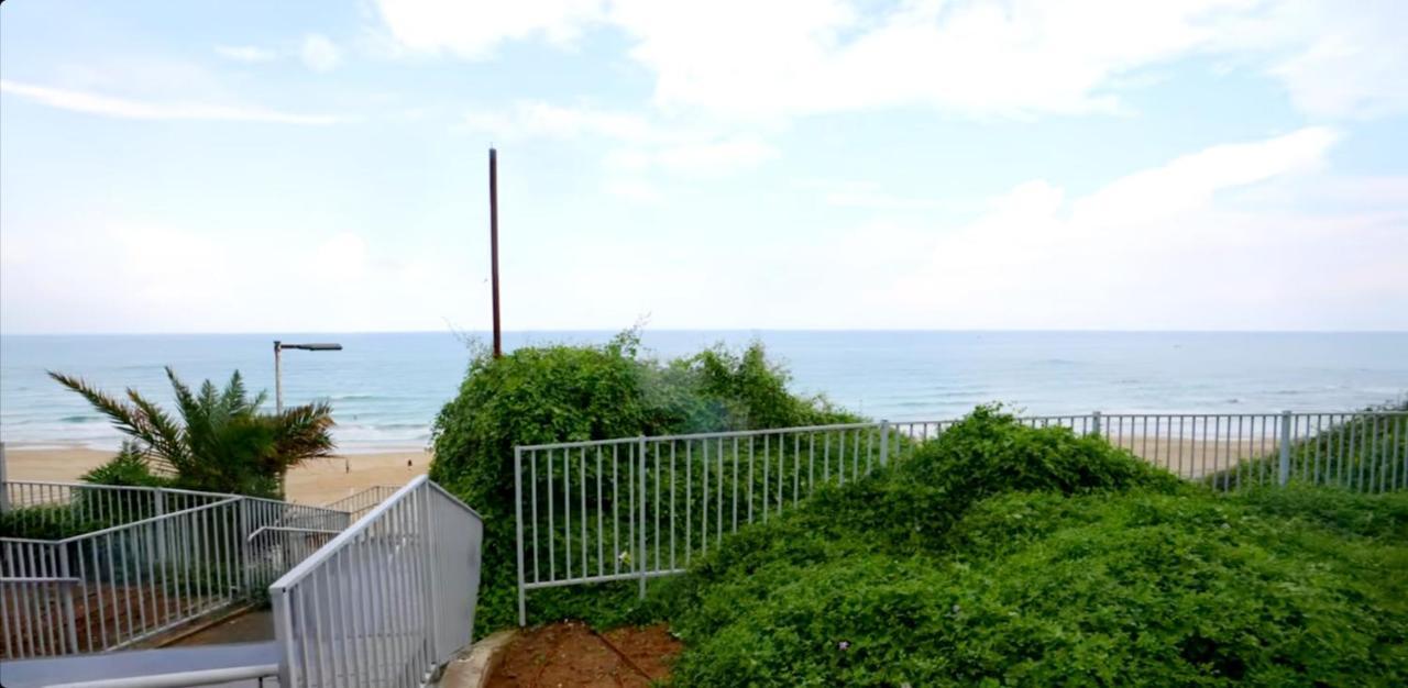 Beachfront Studio Apartment Bat Yam 412 Exterior foto